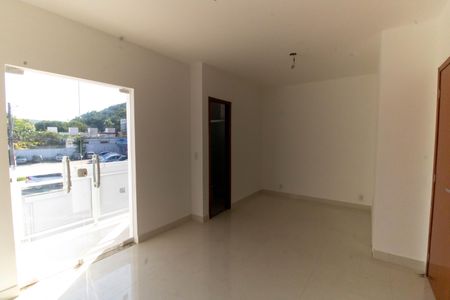 Casa à venda com 112m², 3 quartos e 4 vagasSuíte 