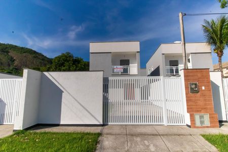 Casa à venda com 112m², 3 quartos e 4 vagasFachada