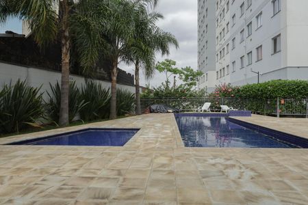Apartamento para alugar com 38m², 2 quartos e sem vagaÁrea comum - Piscina