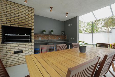 Apartamento para alugar com 38m², 2 quartos e sem vagaÁrea comum - Churrasqueira 1