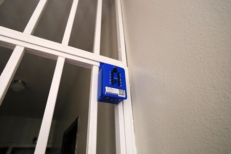 Apartamento à venda com 71m², 2 quartos e sem vaga Apartamento à venda com 71m², 2 quartos e sem vagaLockbox