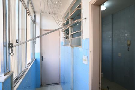 Apartamento à venda com 71m², 2 quartos e sem vaga Apartamento à venda com 71m², 2 quartos e sem vagaÁrea de Serviço