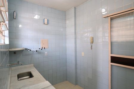 Apartamento à venda com 71m², 2 quartos e sem vaga Apartamento à venda com 71m², 2 quartos e sem vagaCozinha
