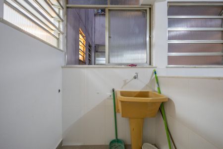 Apartamento à venda com 70m², 2 quartos e 1 vaga Apartamento à venda com 70m², 2 quartos e 1 vagaÁrea de Serviço