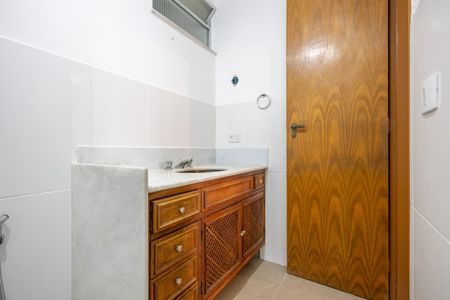 Apartamento à venda com 70m², 2 quartos e 1 vaga Apartamento à venda com 70m², 2 quartos e 1 vagaBanheiro