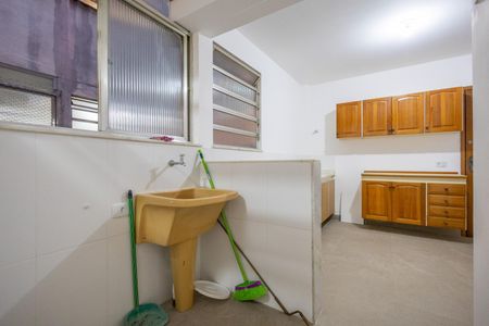 Apartamento à venda com 70m², 2 quartos e 1 vaga Apartamento à venda com 70m², 2 quartos e 1 vagaÁrea de Serviço