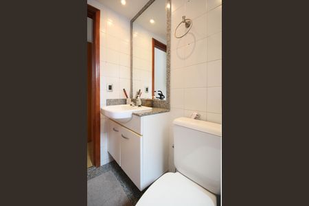 Apartamento para alugar com 150m², 4 quartos e 3 vagasBanheiro Suíte 1