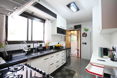 Apartamento para alugar com 150m², 4 quartos e 3 vagasCozinha