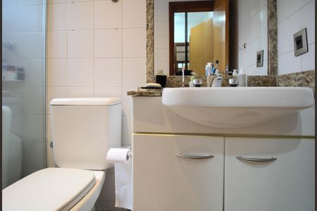 Apartamento para alugar com 150m², 4 quartos e 3 vagasBanheiro Suíte 1