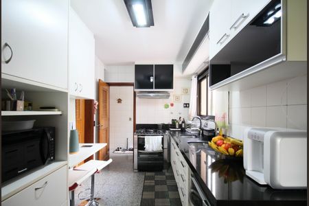 Apartamento para alugar com 150m², 4 quartos e 3 vagasCozinha