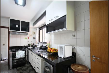 Apartamento para alugar com 150m², 4 quartos e 3 vagasCozinha