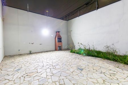 Casa à venda com 140m², 3 quartos e 4 vagasQuintal