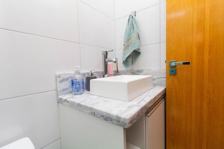 Casa à venda com 140m², 3 quartos e 4 vagasBanheiro Social