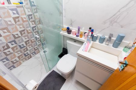 Casa à venda com 140m², 3 quartos e 4 vagasBanheiro Suíte 