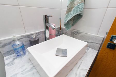 Casa à venda com 140m², 3 quartos e 4 vagasBanheiro Social