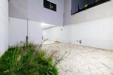 Casa à venda com 140m², 3 quartos e 4 vagasQuintal