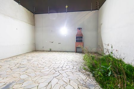 Casa à venda com 140m², 3 quartos e 4 vagasQuintal