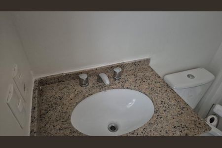 Apartamento à venda com 67m², 2 quartos e 1 vagaBanheiro