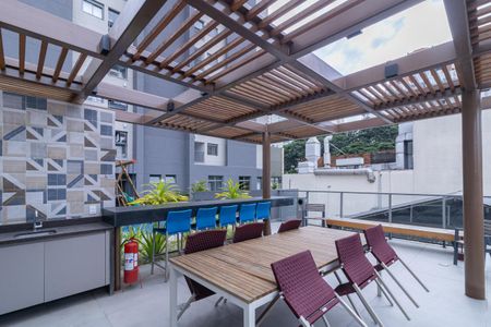 Apartamento à venda com 75m², 2 quartos e 2 vagasÁrea comum - Churrasqueira