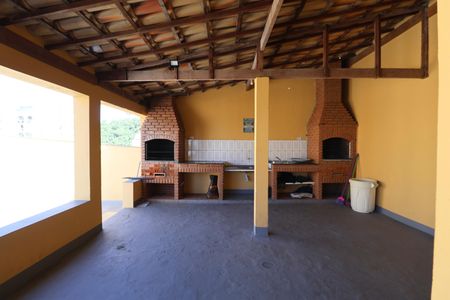 Apartamento para alugar com 103m², 2 quartos e 1 vaga Apartamento para alugar com 103m², 2 quartos e 1 vagaÁrea comum - Churrasqueira