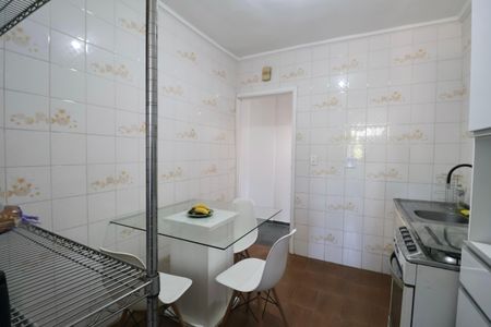 Apartamento para alugar com 103m², 2 quartos e 1 vaga Apartamento para alugar com 103m², 2 quartos e 1 vagaCozinha