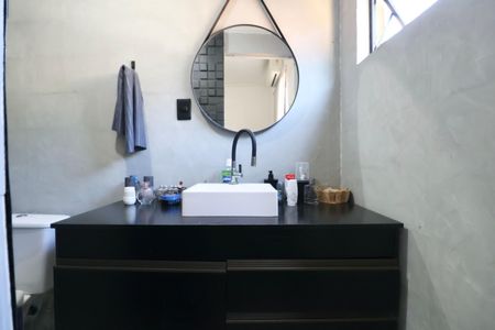 Apartamento para alugar com 103m², 2 quartos e 1 vaga Apartamento para alugar com 103m², 2 quartos e 1 vagaBanheiro da Suíte