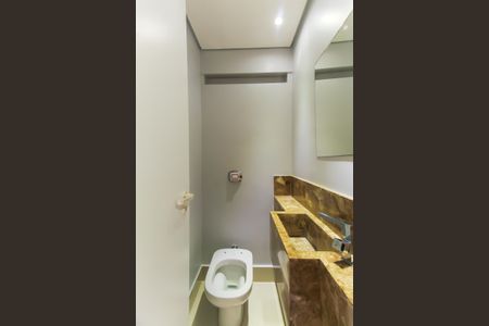 Apartamento à venda com 190m², 4 quartos e 3 vagasLavabo