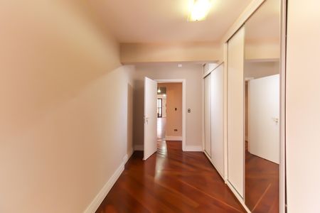 Apartamento à venda com 190m², 4 quartos e 3 vagasSuíte 4