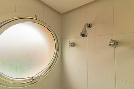 Apartamento para alugar com 193m², 3 quartos e 3 vagas Apartamento para alugar com 193m², 3 quartos e 3 vagasBanheiro da Suíte 1
