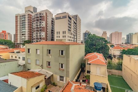 Apartamento para alugar com 193m², 3 quartos e 3 vagas Apartamento para alugar com 193m², 3 quartos e 3 vagasVista da Área de Serviço