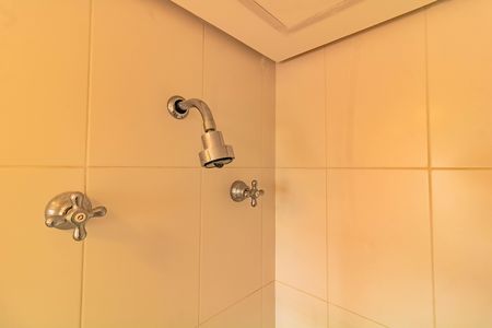 Apartamento para alugar com 193m², 3 quartos e 3 vagas Apartamento para alugar com 193m², 3 quartos e 3 vagasBanheiro da Suíte 2