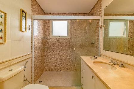 Apartamento para alugar com 193m², 3 quartos e 3 vagas Apartamento para alugar com 193m², 3 quartos e 3 vagasBanheiro da Suíte 3