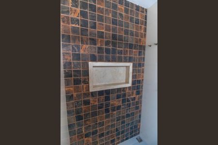 Casa à venda com 240m², 4 quartos e 2 vagas Casa à venda com 240m², 4 quartos e 2 vagasÁrea externa - Banheiro