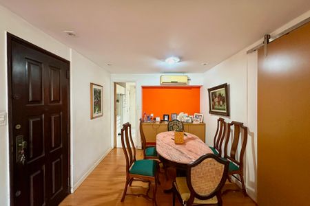 Apartamento à venda com 128m², 3 quartos e 1 vagaSala