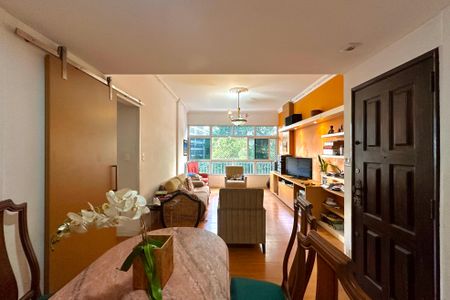 Apartamento à venda com 128m², 3 quartos e 1 vagaSala