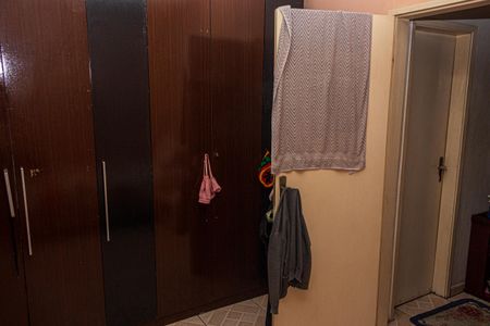 Casa à venda com 250m², 3 quartos e 2 vagas Casa à venda com 250m², 3 quartos e 2 vagasQuarto 2