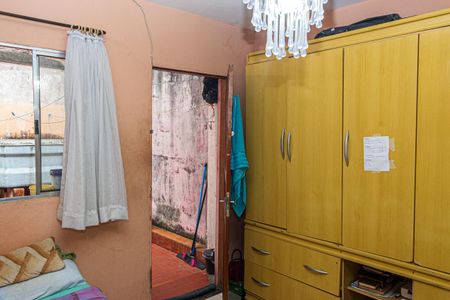 Casa à venda com 250m², 3 quartos e 2 vagas Casa à venda com 250m², 3 quartos e 2 vagasQuarto 3