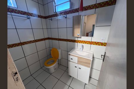 Casa à venda com 262m², 4 quartos e 4 vagasBanheiro 1