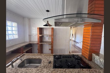 Casa à venda com 262m², 4 quartos e 4 vagasCozinha