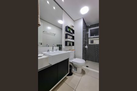 Apartamento à venda com 85m², 3 quartos e 2 vagas Apartamento à venda com 85m², 3 quartos e 2 vagasBanheiro Social