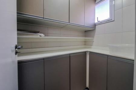 Apartamento à venda com 85m², 3 quartos e 2 vagas Apartamento à venda com 85m², 3 quartos e 2 vagasÁrea de Serviço