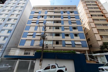 Apartamento à venda com 113m², 2 quartos e 1 vaga Apartamento à venda com 113m², 2 quartos e 1 vagaFachada
