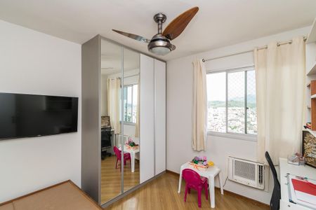 Apartamento à venda com 160m², 4 quartos e 1 vagaQuarto 2