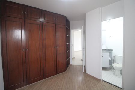 Apartamento à venda com 72m², 3 quartos e 1 vagaQuarto 2