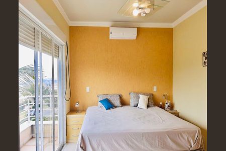 Casa de condomínio à venda com 218m², 3 quartos e 5 vagasFoto 29