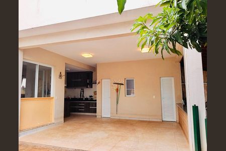 Casa de condomínio à venda com 218m², 3 quartos e 5 vagasFoto 21