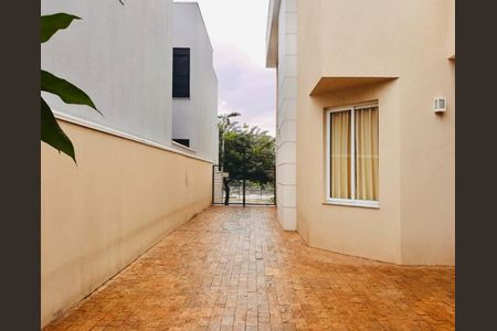 Casa de condomínio à venda com 218m², 3 quartos e 5 vagasFoto 22