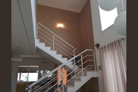 Casa de condomínio à venda com 218m², 3 quartos e 5 vagasFoto 10