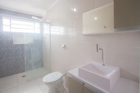 Casa para alugar com 379m², 6 quartos e 2 vagasBanheiro