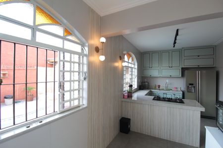 Casa à venda com 380m², 4 quartos e 6 vagasCozinha